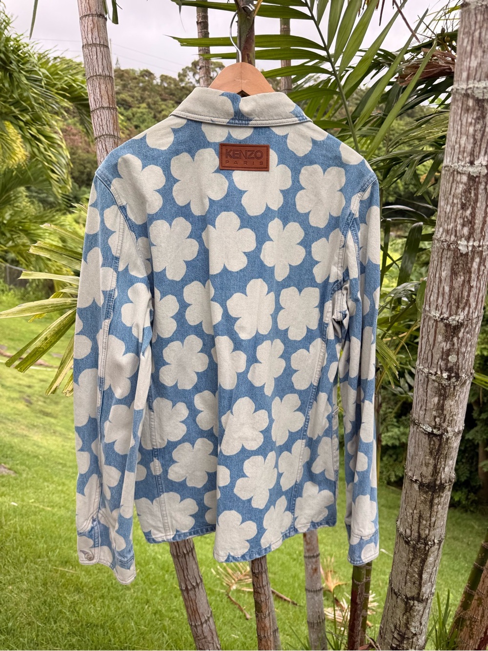Kenzo Blue and Cream Floral Patchwork Button-Down Shirt Jacket - Picture 2 of 11